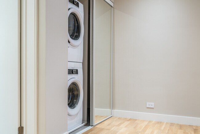 Photo - 3435 Rue Drummond Unit 31