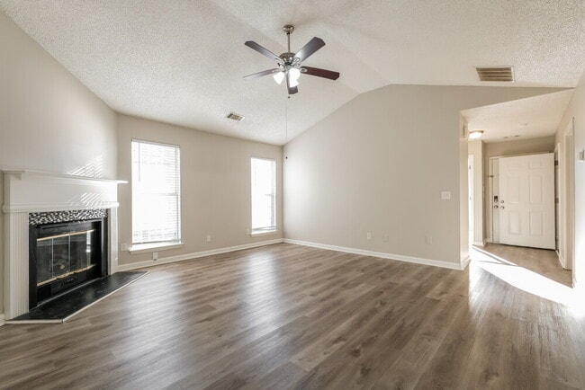 Photo - 3568 Brookstone Way