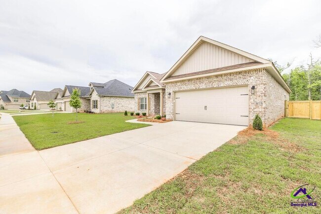 Photo - 305 Willowbrook Ln