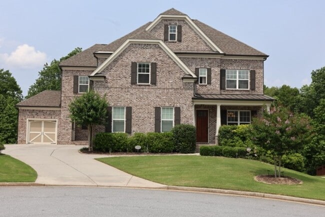 Single Family Home In Desired Neighborhood... - Single Family Home In Desired Neighborhood...
