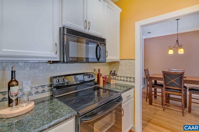 Photo - 804 E Jefferson St Unit 804E. Jefferson St. #F