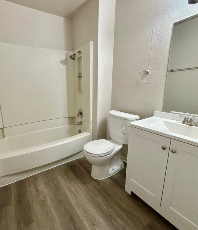 Photo - 4315 Lehman Dr