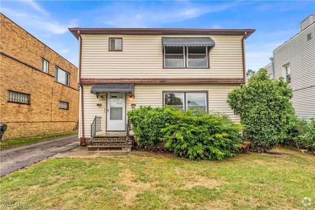 Building Photo - 9318 Garfield Blvd Unit DN Rental