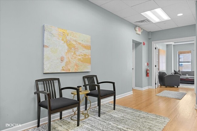 Photo - 202 W Main St Unit 202