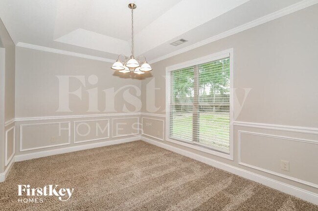 Photo - 1043 Blakewood Ct