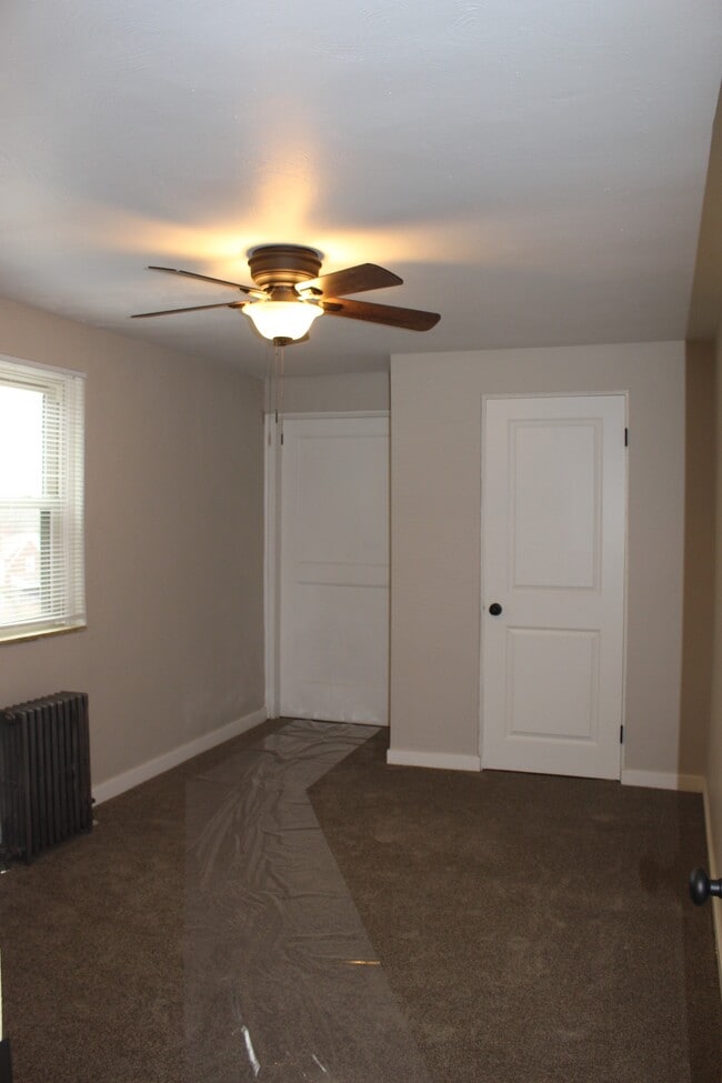 Photo - Brentwood Manor