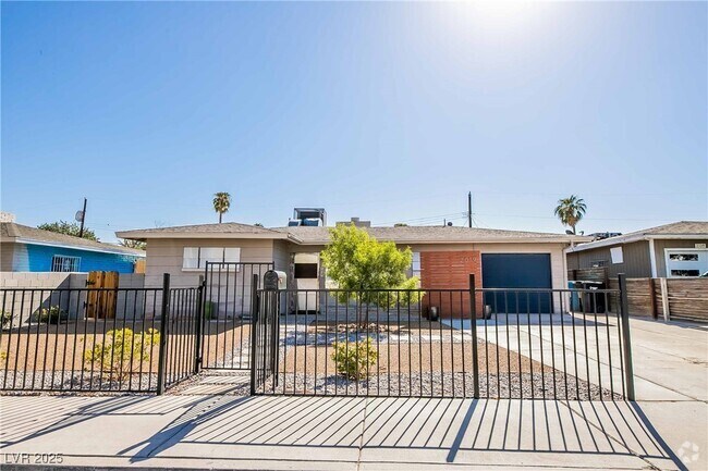 Building Photo - 2019 Santa Rita Dr Rental
