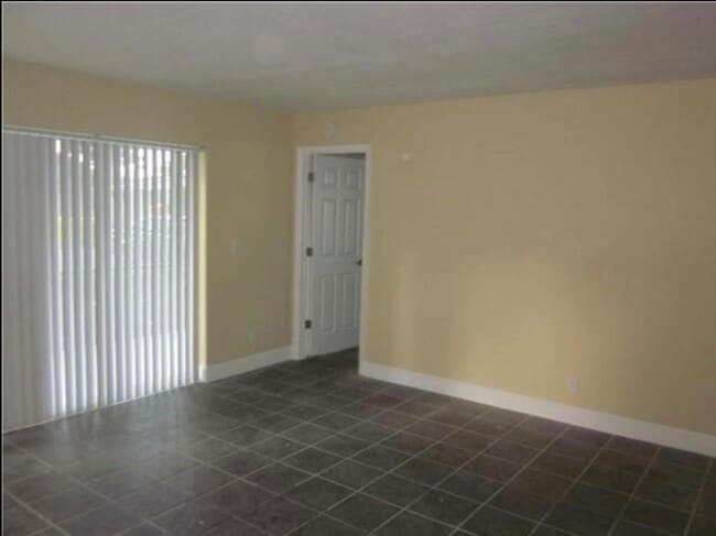 Photo - 4215 S 57th Ave Unit C