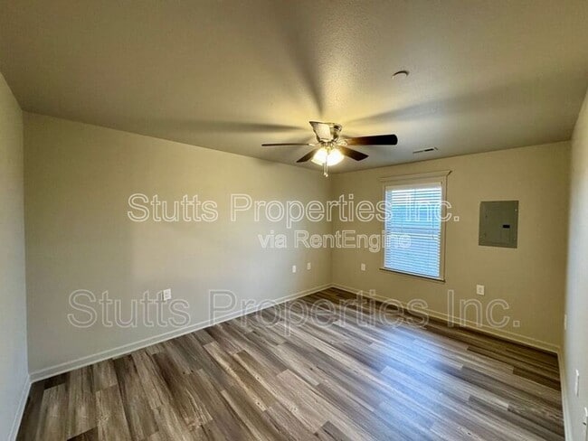 Photo - 104 Spindle Ct Unit 104
