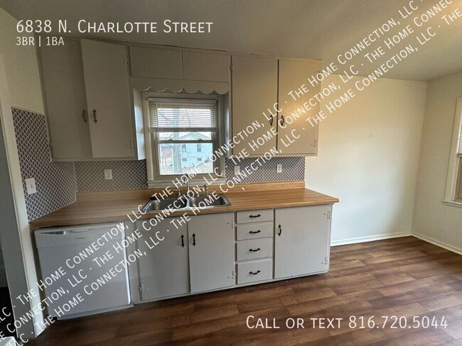 Photo - 6838 N Charlotte St