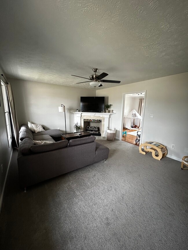 Photo - 2305 Chasewater Rd