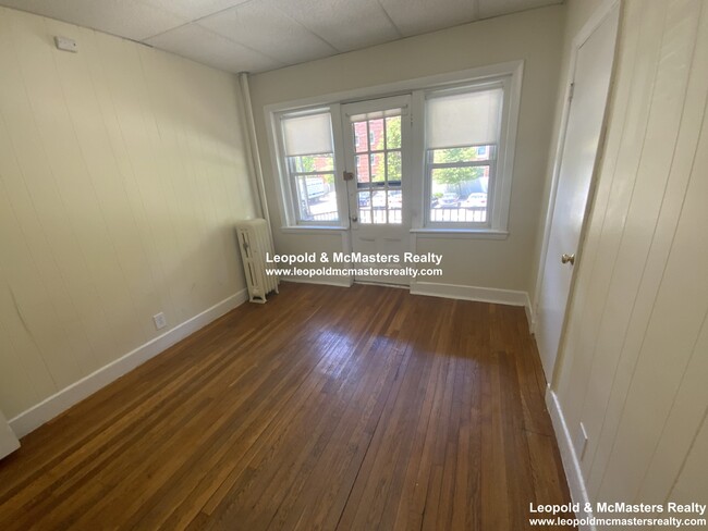 Photo - 107 Gordon St