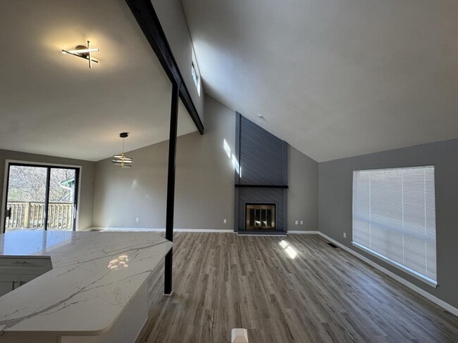 Photo - 9206 Greenway Ln