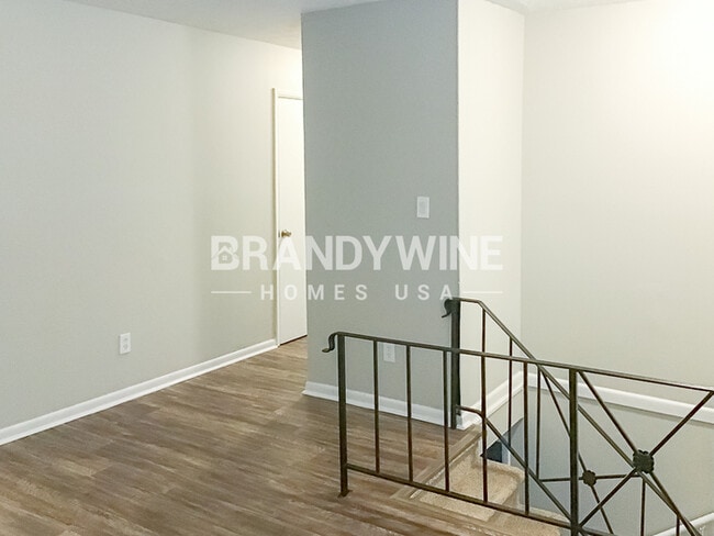 Photo - 4666 Edwina Ln SW