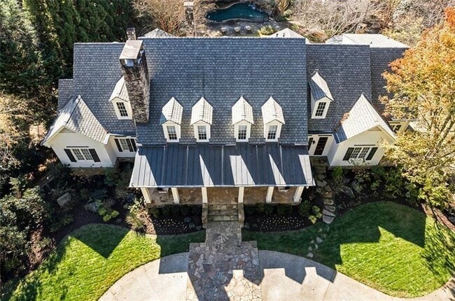 Photo - 5000 Long Island Dr