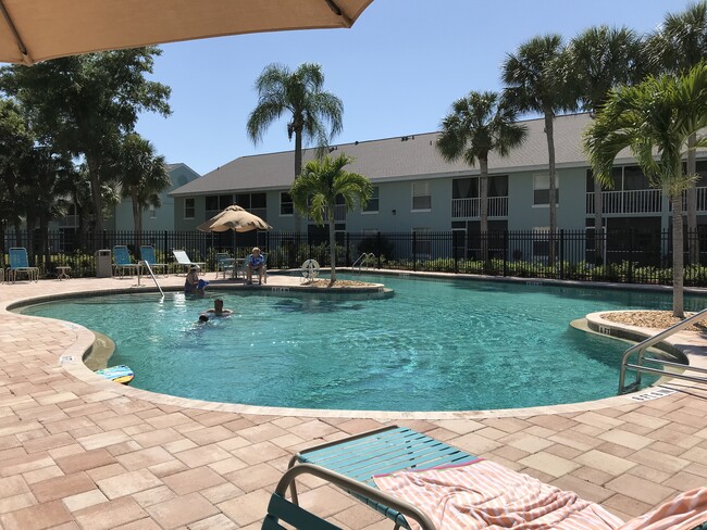 Big Pool - 161 Wading Bird Cir Unidad 101 Rental