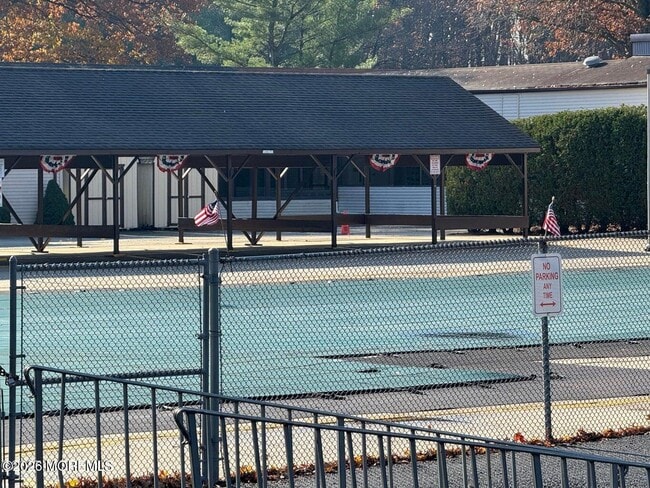 Photo - 93 Arrowood Rd