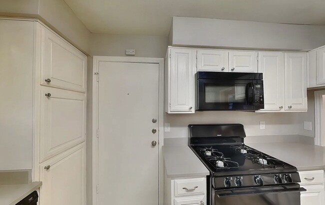 Photo - MOVE IN READY