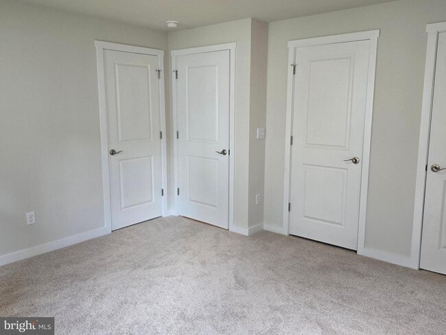 Photo - 115 Boone Ct