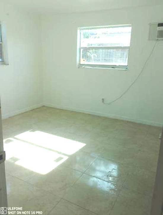 Photo - 60 NE 60th St Unit 3