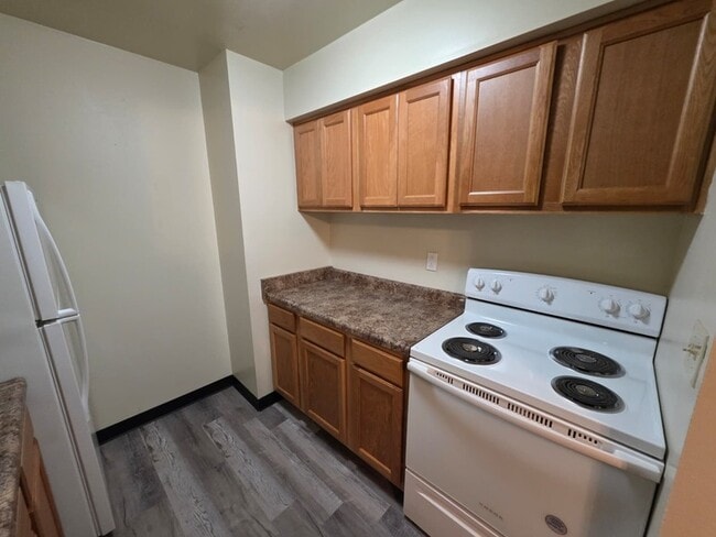 Photo - 763 Sylvester Way Unidad B,  2