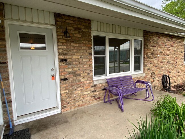 Photo - Crescent- Trautman Sr. Unit A