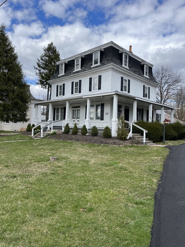 Building Photo - 1463 Skippack Pike Unit 2nd floor Rental