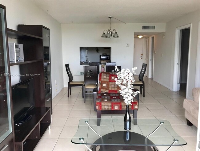 Building Photo - 9310 Fontainebleau Blvd Unit 408 Rental