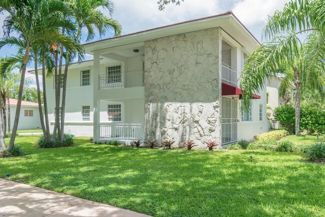 Photo - 3912 Ponce de Leon Blvd Unidad 3912