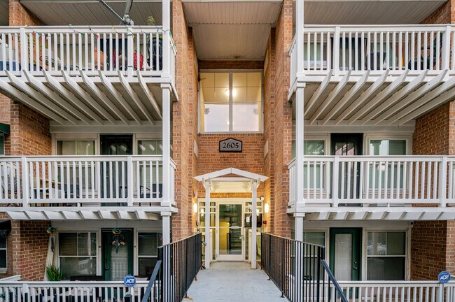 Photo - 2605 Douglass Pl SE Unit 302