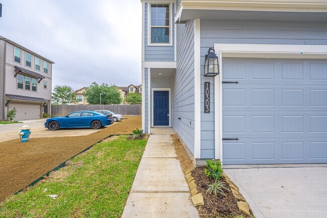Photo - 10303 Harmon Smith Dr.