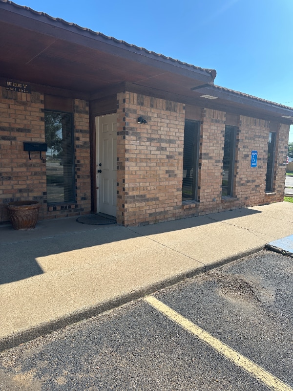 Building Photo - 4200 Ridgecrest Cir Rental