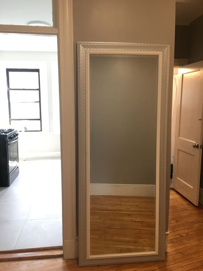 Photo - 104 Linden St