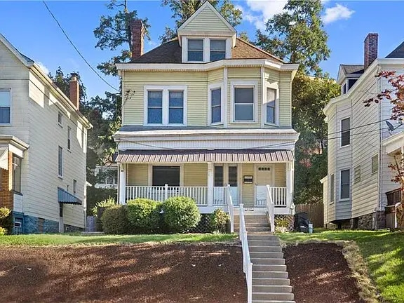 Photo - 937 Jackman Ave