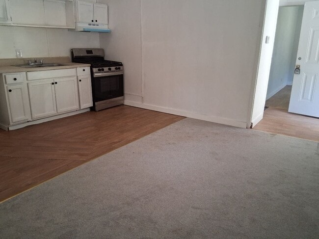 Photo - 40 Skylark Cir