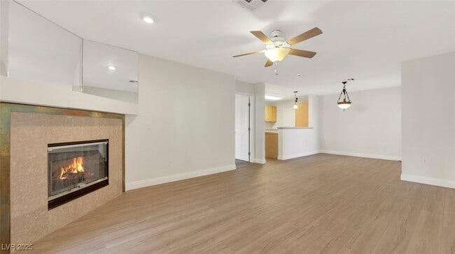 Photo - 8452 Boseck Dr Unidad 115