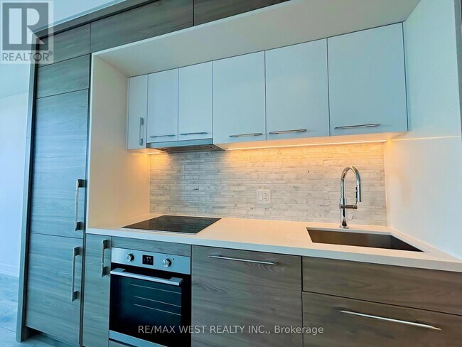 Photo - 29 Green Trail Court Unit 1602