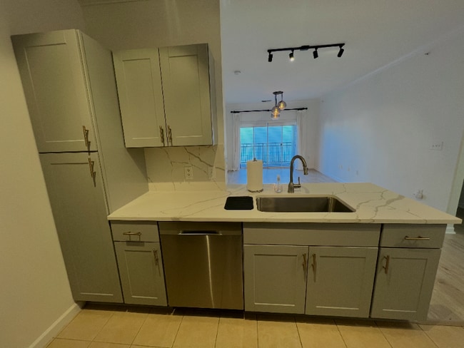 Photo - 12925 Centre Park Cir