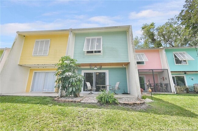 Photo - 3129 SE Indian St Unit 3