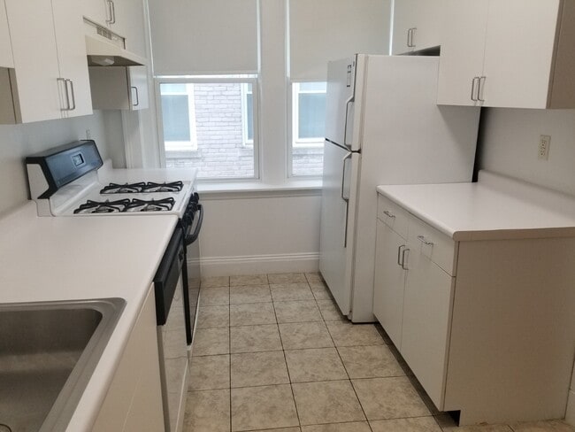 Photo - 115 Kilsyth Rd Unit 2