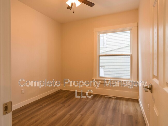 Photo - 821 Jefferson Ave