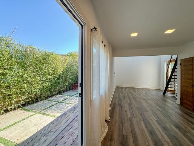 Photo - Boyle Heights Stunning Modern Farmhouse