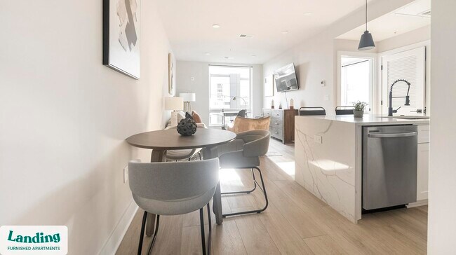 Photo - 1010 17th St NE Unidad 4.1405759