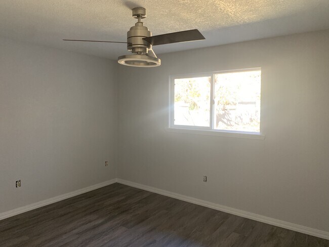 Photo - 2300 Richmond Rd