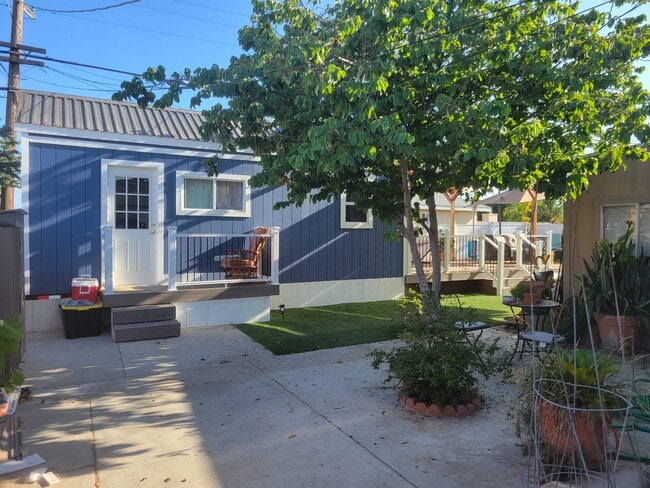 Building Photo - 6543 Estelle St Unit Tiny House