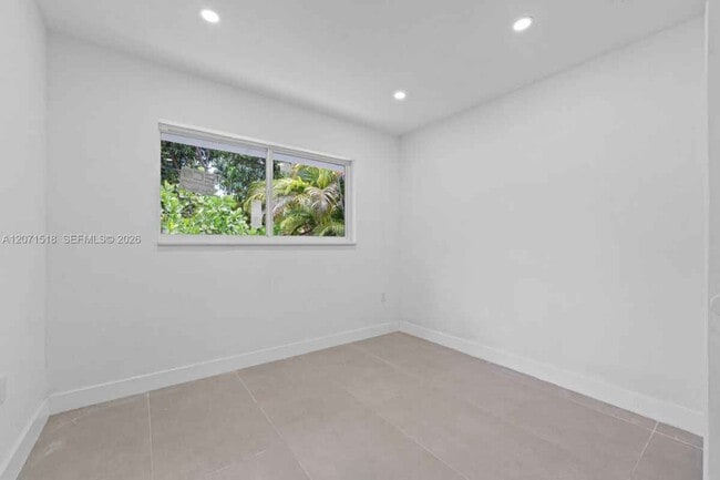 Photo - 1849 NW 16th St