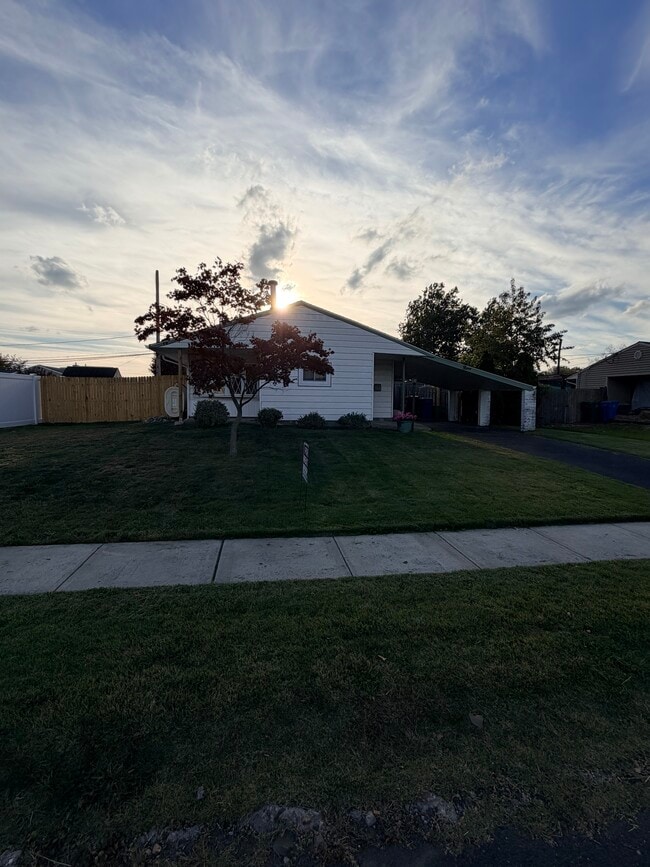 Photo - 9 Daffodil Ln