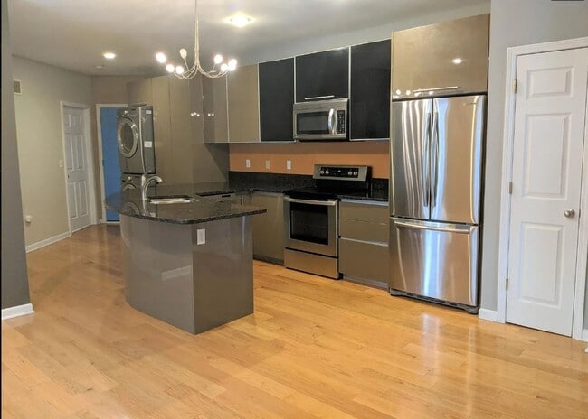 Building Photo - 4164 W Pine Blvd Unit 4164-1W W Pine