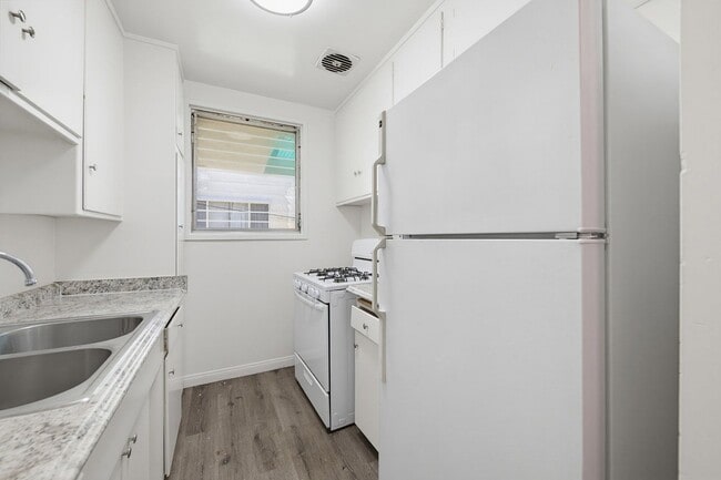 Photo - 333 Rexford Dr Unidad 7