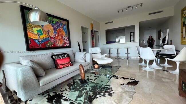 Photo - 2475 Brickell Ave